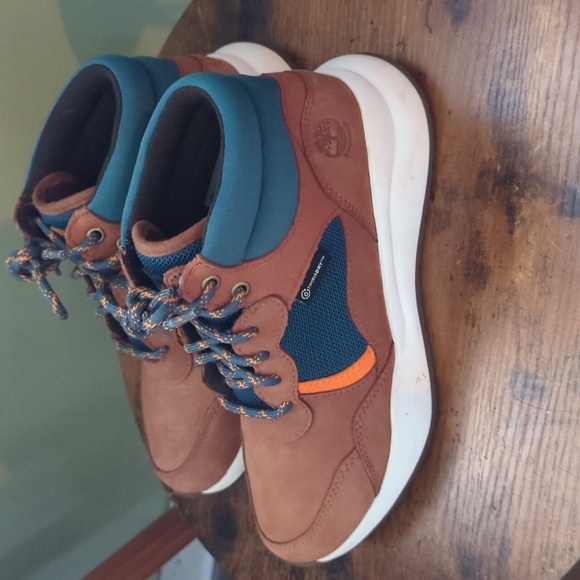 Timberland Women's Brown and Teal Sneakers - Picture 1 of 2